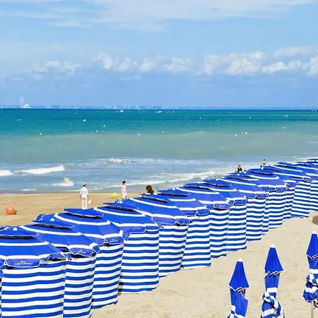Daire La Perle Bleue-t2 Hypercentre -3 Min De La Mer Cabourg