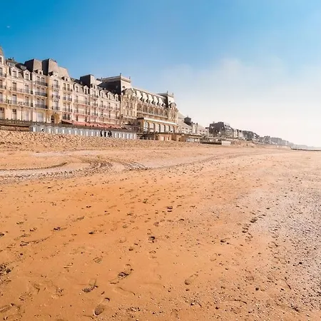 Daire La Perle Bleue-t2 Hypercentre -3 Min De La Mer Cabourg